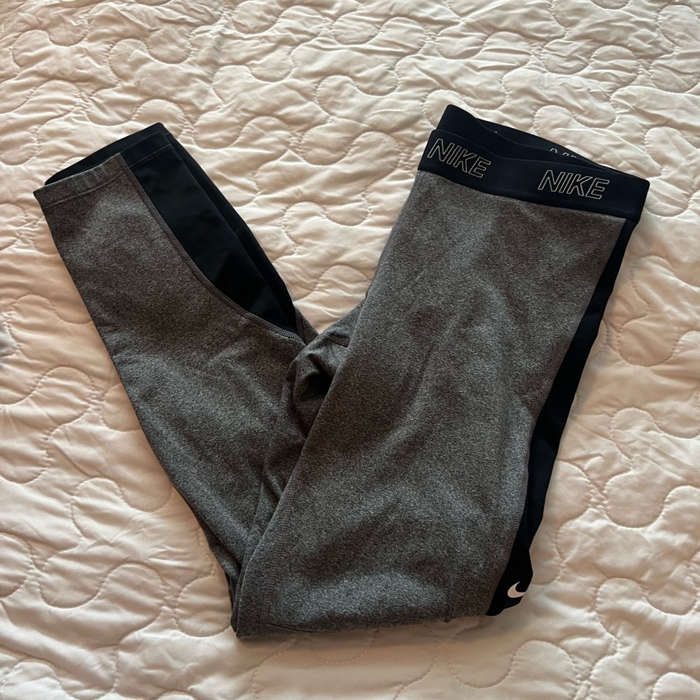 Nike women’s leggings